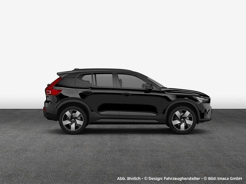 Neu Volvo XC40 Plus 163 PS (119 kW) 2026 Onyx black metallic SUV