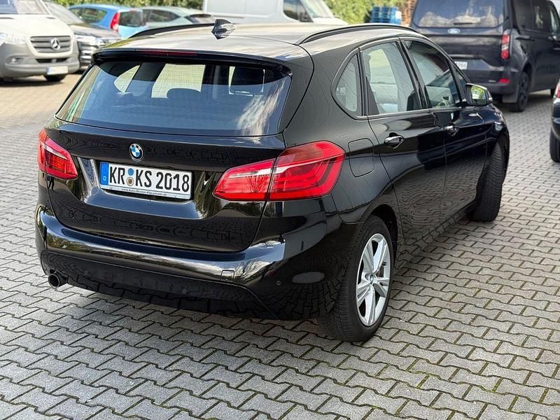 Gebraucht BMW 218 Advantage 136 PS (100 kW) 2017 Schwarz Van / Kleinbus