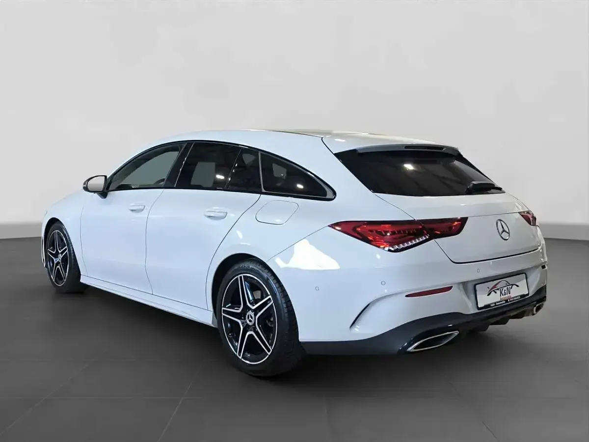 Gebraucht Mercedes CLA220 AMG 190 PS (139 kW) 2020 Digitalweiss  metalliclack Coupé