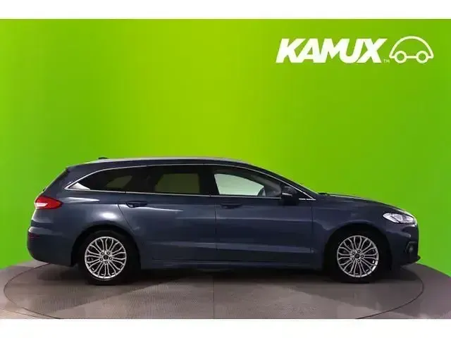 Gebraucht Ford Mondeo Titanium 150 PS (110 kW) 2021 Chromablau metallic (metallic) Kombi