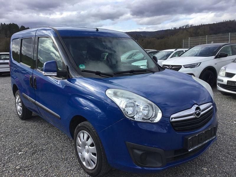 Gebraucht Opel Combo 95 PS (69 kW) 2012 Blau Van / Kleinbus