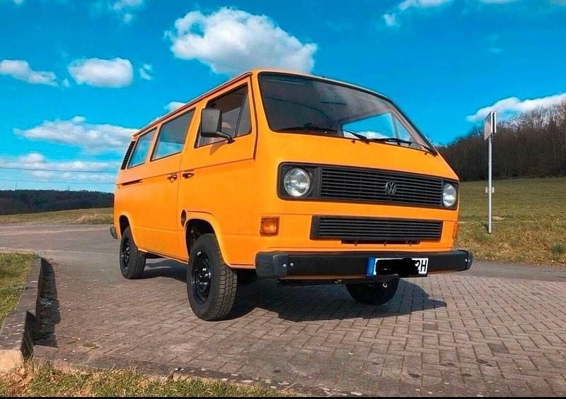 Gelb Gebraucht 1986 VW T3 Van | 11.990 € - Bild 1/4