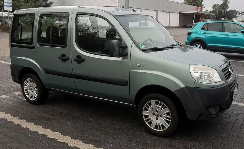 Grün Gebraucht 2009 Fiat Doblò Van / Kleinbus | 2.750 € (Fairer Preis) - Bild 1/4