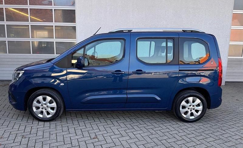 Gebraucht Opel Combo Life Edition 110 PS (80 kW) 2019 Blau Van / Kleinbus