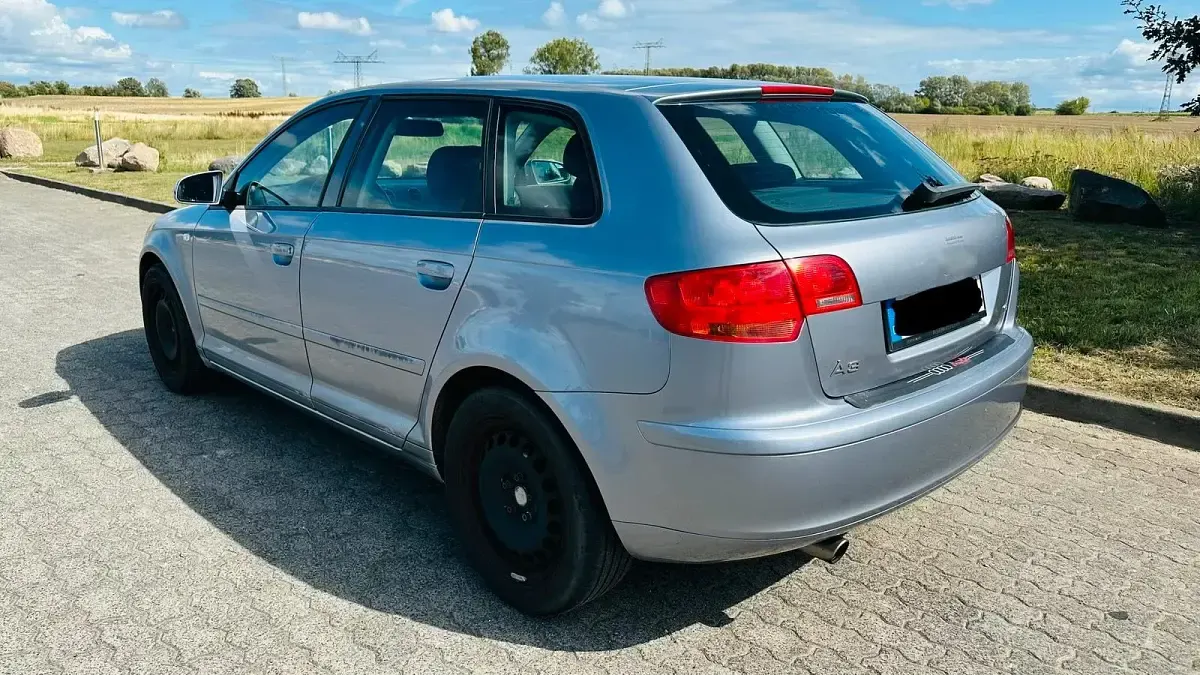 Gebraucht Audi A3 116 PS (85 kW) 2006 Grau Kleinwagen