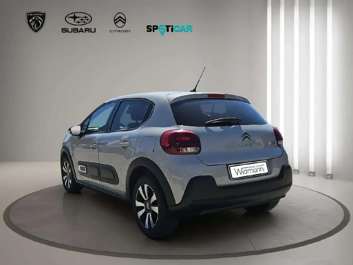 Gebraucht Citroën C3 110 PS (80 kW) 2024 Lackierung sable/metallic klar Limousine