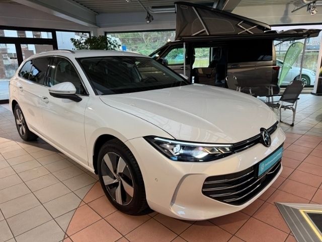 Gebraucht VW Passat Business 150 PS (110 kW) 2024 Oryxweiß Kombi