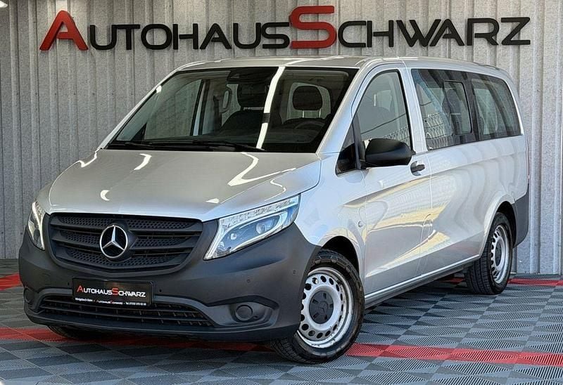 Gebraucht Mercedes Vito 190 PS (139 kW) 2021 Brillantsilber metallic Van