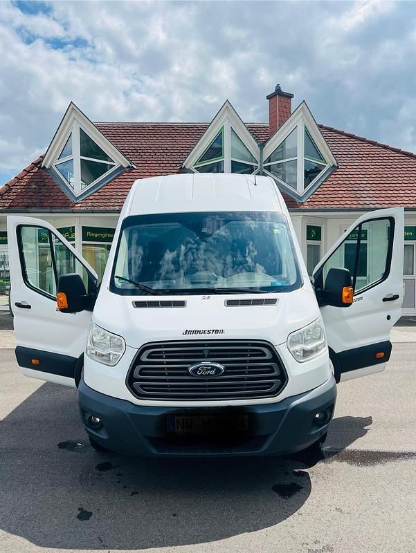 Weiß Gebraucht 2016 Ford Transit S Van / Kleinbus | 13.000 € (Superpreis) - Bild 1/4