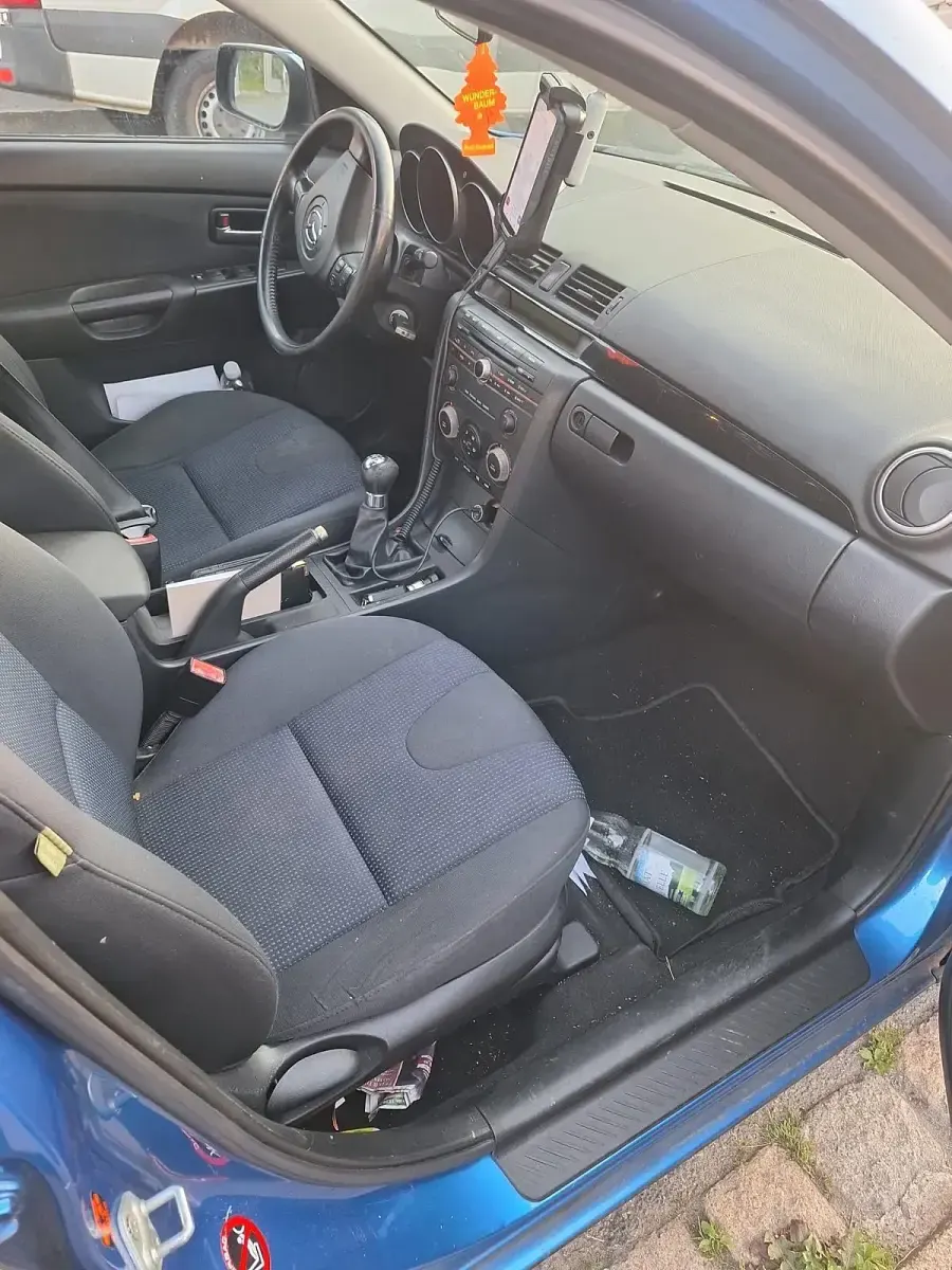 Gebraucht Mazda 3 84 PS (61 kW) 2006 Blau Limousine
