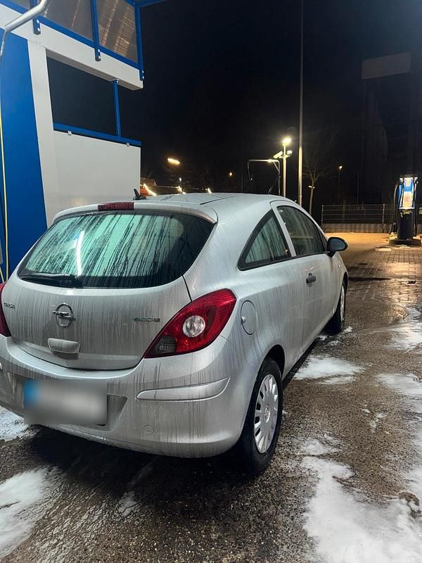 Gebraucht Opel Corsa 69 PS (50 kW) 2010 Silber Kleinwagen