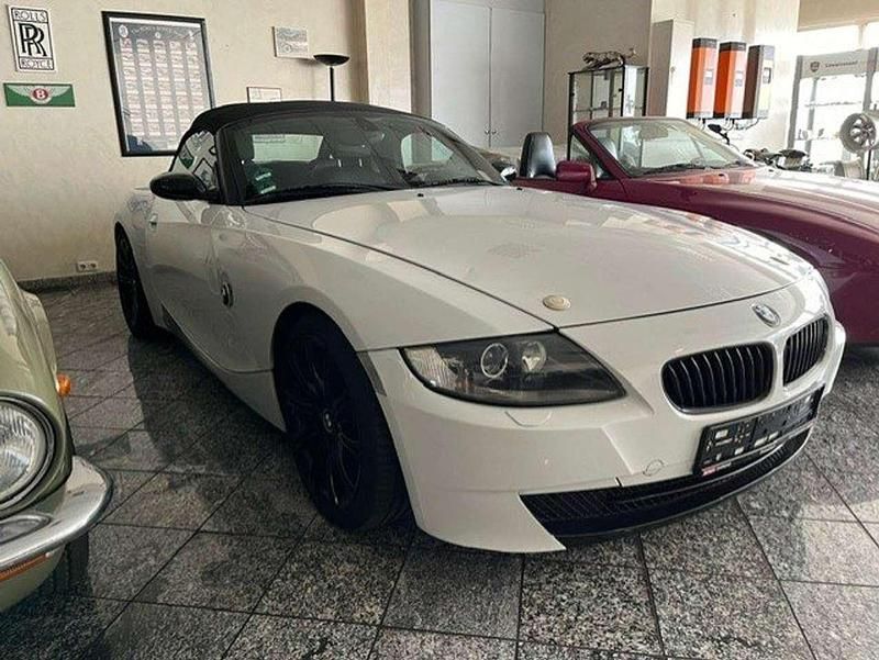 Gebraucht BMW Z4 177 PS (130 kW) 2006 Weiß Cabrio