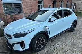 Weiß Gebraucht 2022 Kia XCeed Vision SUV | 19.650 € (Fairer Preis) - Bild 1/4