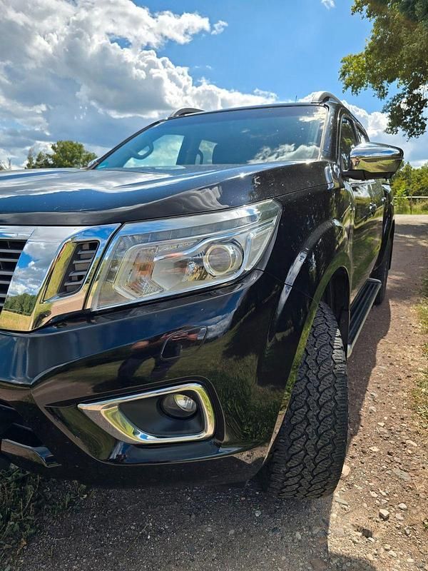Schwarz Gebraucht 2016 Nissan Navara 360º Abholung | 27.950 € (Etwas zu teuer) - Bild 1/4