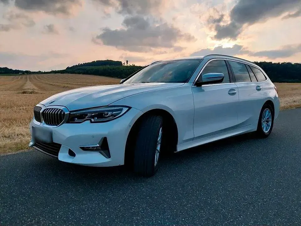 Gebraucht BMW 320 Luxury Line 184 PS (135 kW) 2020 Weiß Kombi