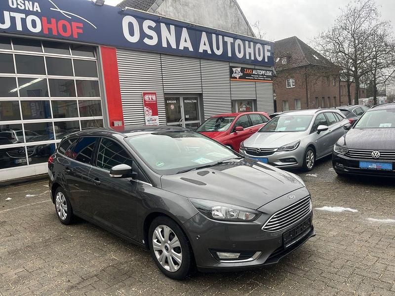 Gebraucht Ford Focus Titanium 120 PS (88 kW) 2015 Braun Kombi