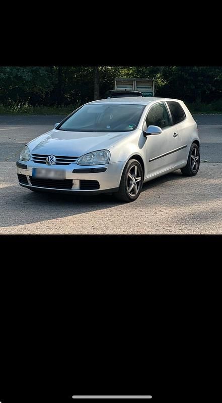 Silber Gebraucht 2005 VW Golf V Coupé | 950 € (Guter Preis) - Bild 1/4