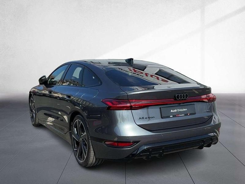 Neu Audi e-tron 314 kW (428 PS) 2026 Daytonagrau perleffekt SUV