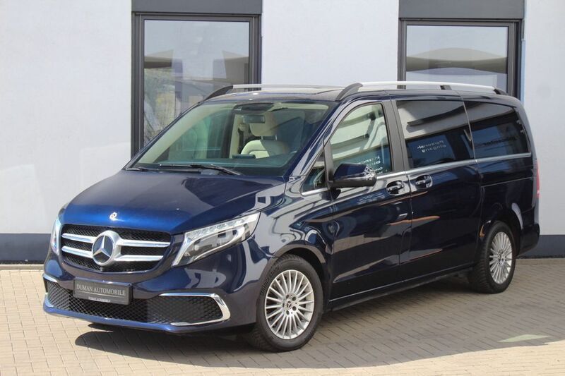 Blau Gebraucht 2019 Mercedes V250 Van / Kleinbus | 36.900 € (Guter Preis) - Bild 1/4