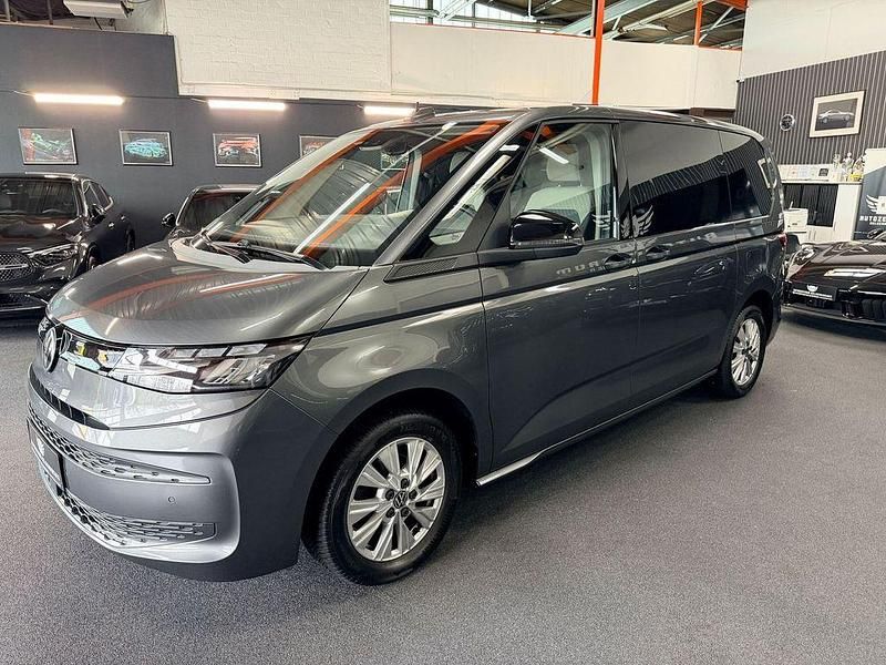 Gebraucht VW Multivan 150 PS (110 kW) 2022 Grau Van