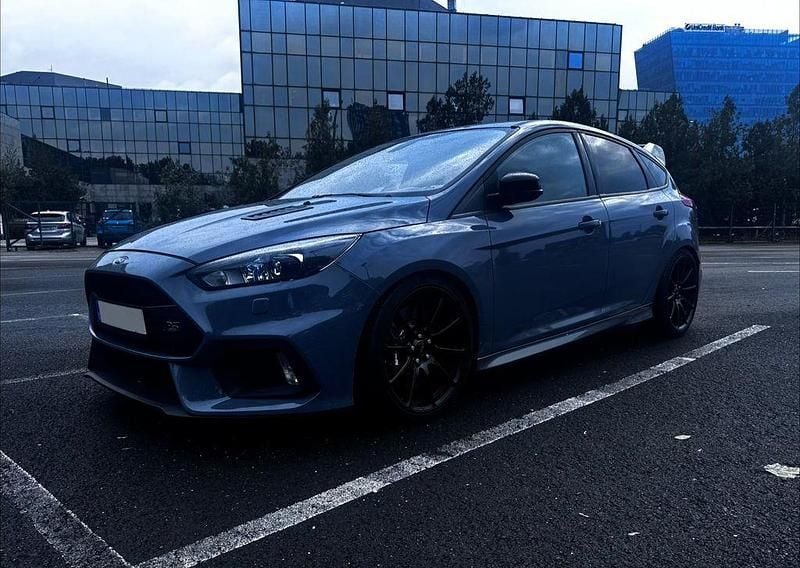 Gebraucht Ford Focus RS 530 PS (389 kW) 2016 Grau Limousine