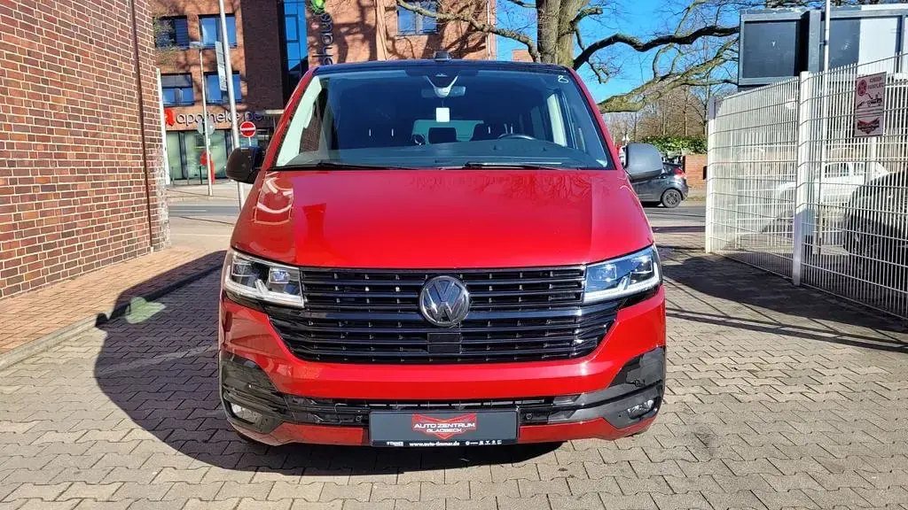 Gebraucht VW T6.1 199 PS (146 kW) 2020 Fortanarot Van