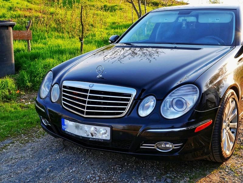 Gebraucht Mercedes E350 AMG 272 PS (200 kW) 2007 Schwarz Limousine