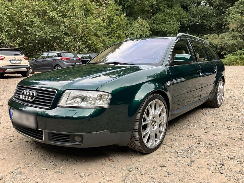 Grün Gebraucht 2000 Audi A6 Kombi | 7.400 € - Bild 1/4