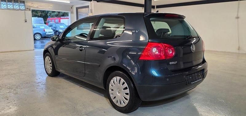 Gebraucht VW Golf V 80 PS (58 kW) 2007 Blau Kleinwagen
