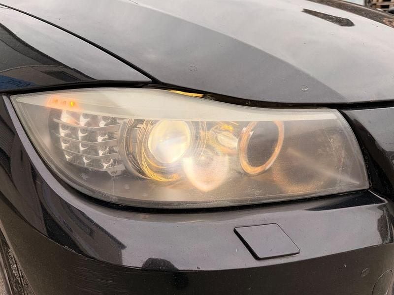 Gebraucht BMW 325 197 PS (144 kW) 2008 Schwarz Kombi