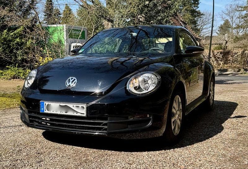 Schwarz Gebraucht 2016 VW Beetle Coupé | 11.900 € (Guter Preis) - Bild 1/4