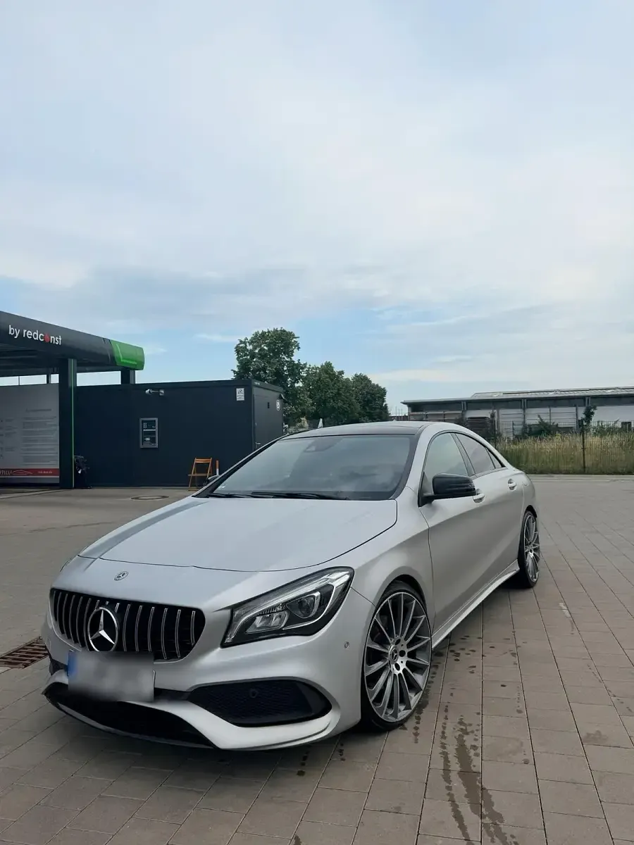Gebraucht Mercedes CLA250 AMG line 211 PS (155 kW) 2018 Grau Coupé