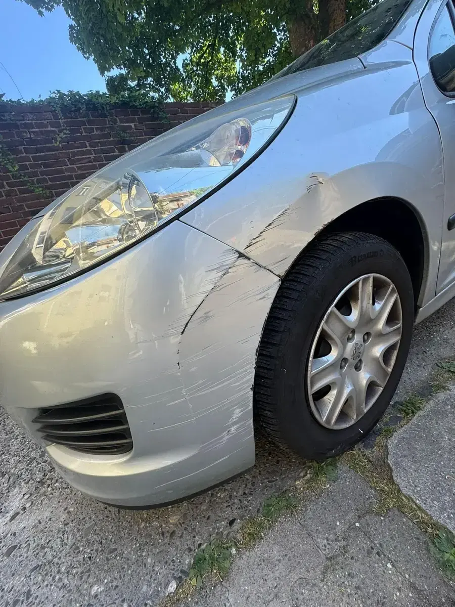 Gebraucht Peugeot 207 95 PS (69 kW) 2010 Kleinwagen