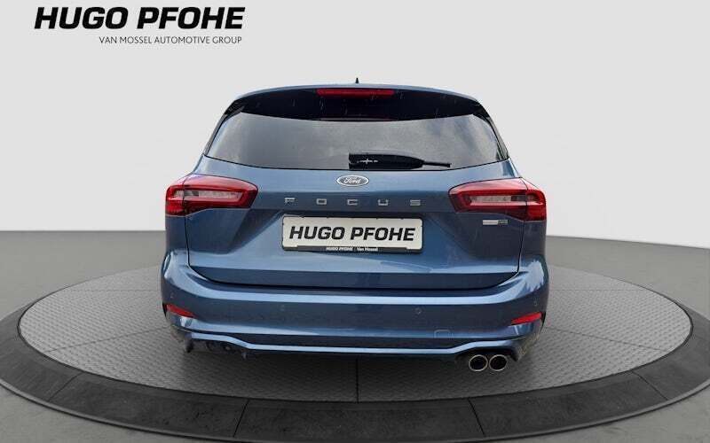 Gebraucht Ford Focus ST-Line 155 PS (114 kW) 2023 Chrome blue Kombi