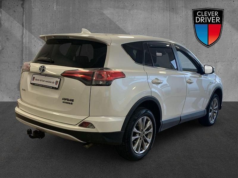 Gebraucht Toyota RAV4 Edition 155 PS (114 kW) 2016 Weiß SUV