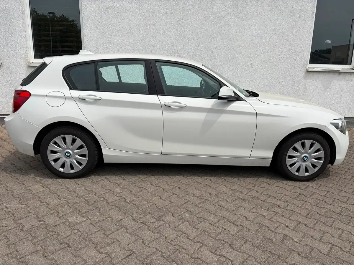 Gebraucht BMW 116 136 PS (100 kW) 2014 Weiß Kleinwagen