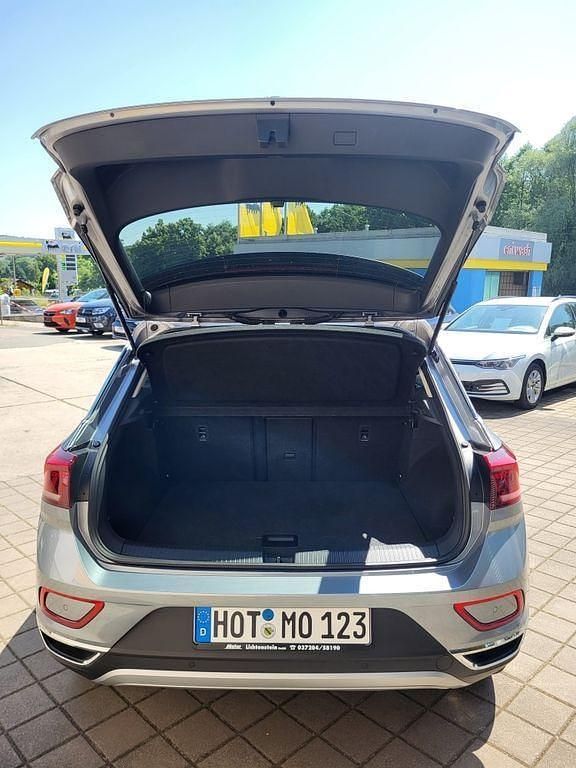 Gebraucht VW T-Roc Style 150 PS (110 kW) 2024 Pyritsilber metallic SUV