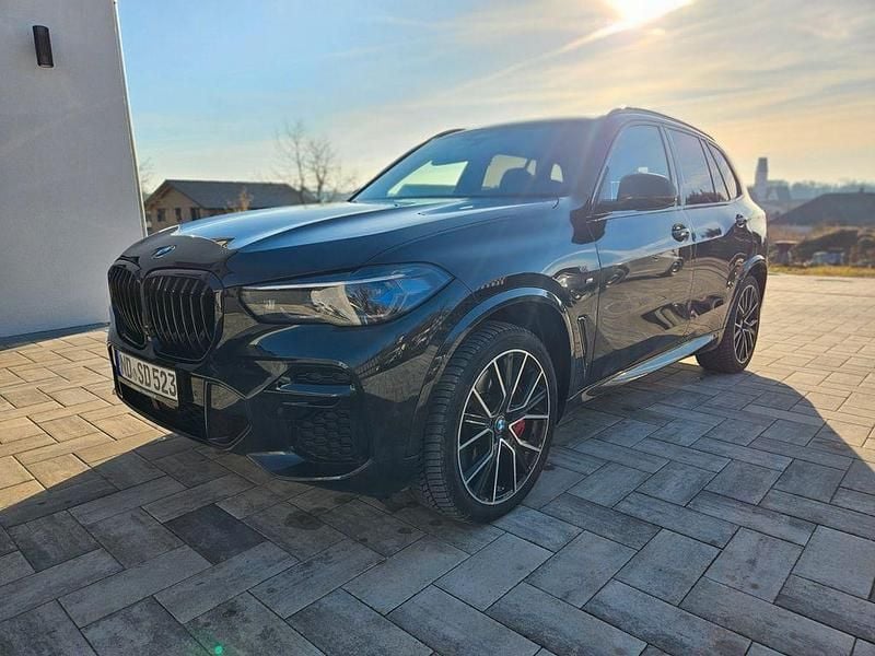 Schwarz Gebraucht 2023 BMW X5 M50 Performance SUV | 63.950 € (Superpreis) - Bild 1/4