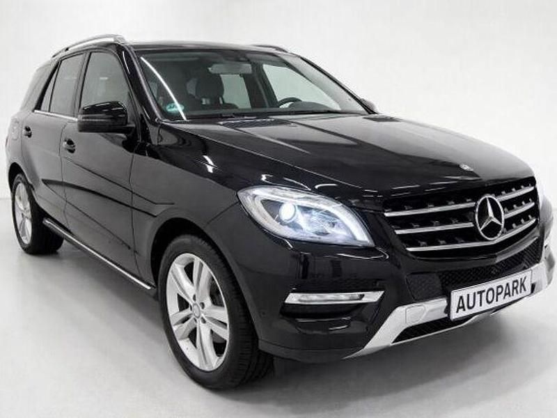 Gebraucht Mercedes ML250 204 PS (150 kW) 2015 Schwarz SUV