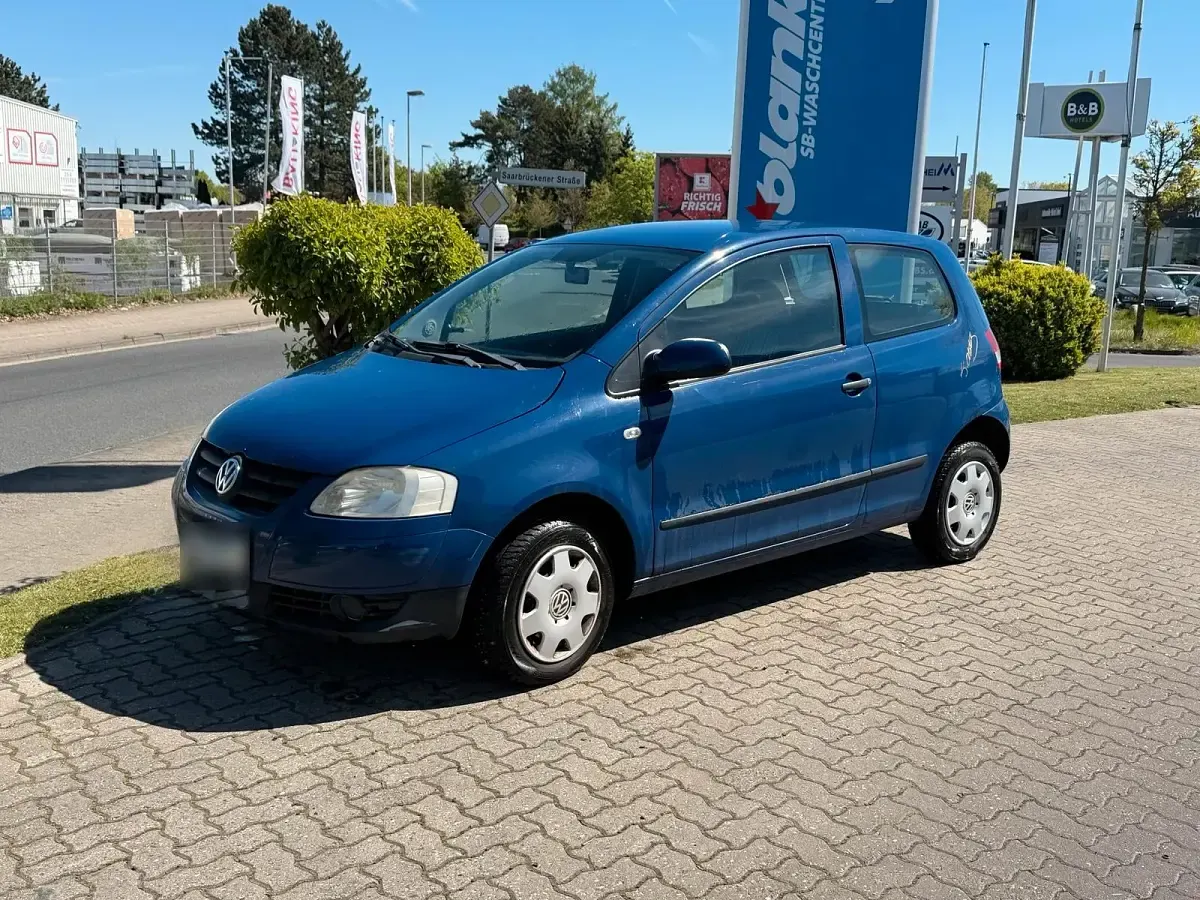 Second-hand VW Fox 54 CP (39 kW) 2007 Albastru Hatchback