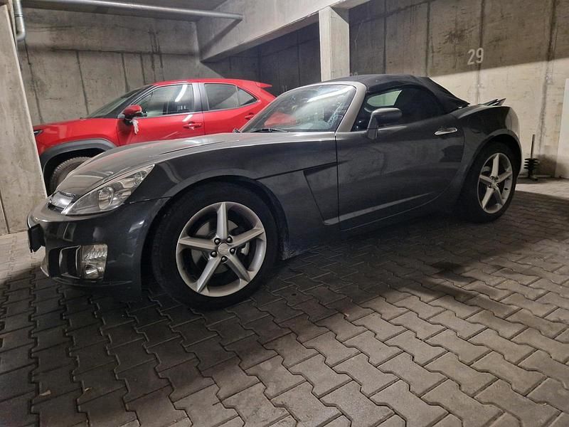 Gebraucht Opel GT 264 PS (194 kW) 2008 Grau Cabrio