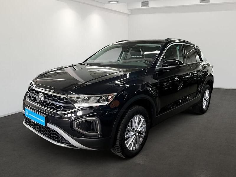 Gebraucht VW T-Roc Life 150 PS (110 kW) 2024 Deep black perleffekt SUV
