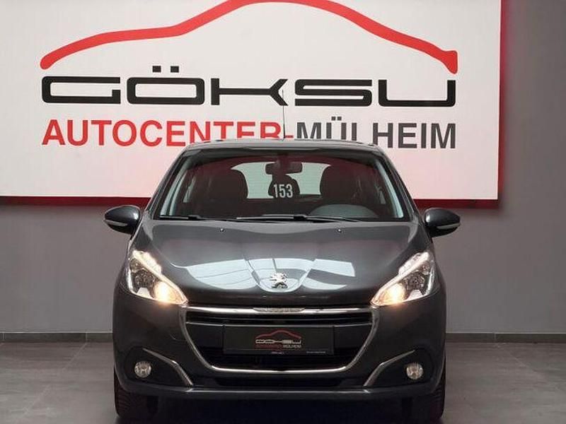 Gebraucht Peugeot 208 Active 68 PS (50 kW) 2017 Grau Kleinwagen