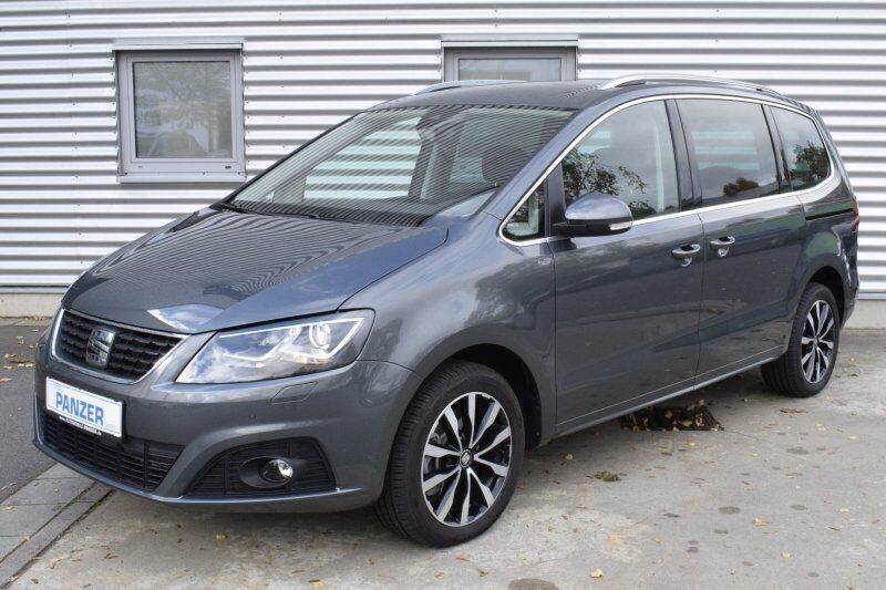Indisch grau metallic Gebraucht 2021 Seat Alhambra Style Van / Kleinbus | 29.890 € (Superpreis) - Bild 1/4