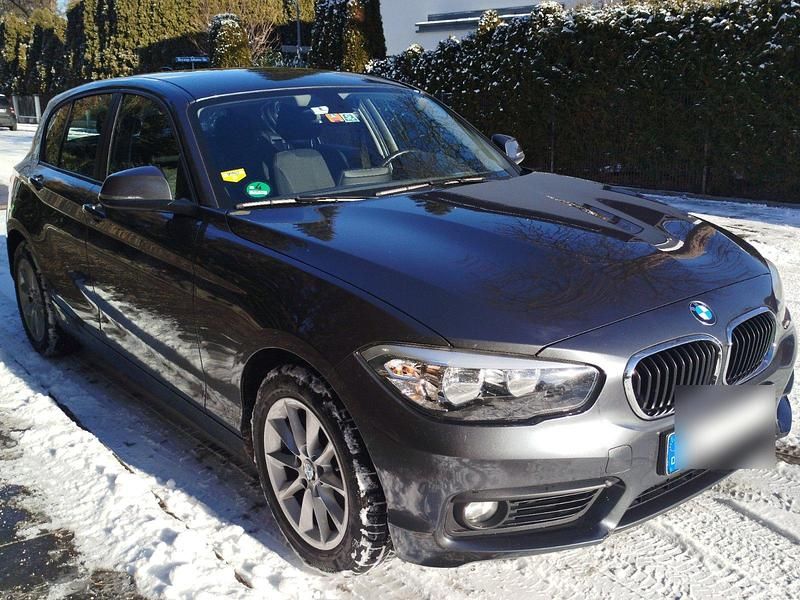 Gebraucht BMW 118 150 PS (110 kW) 2016 Grau Kleinwagen
