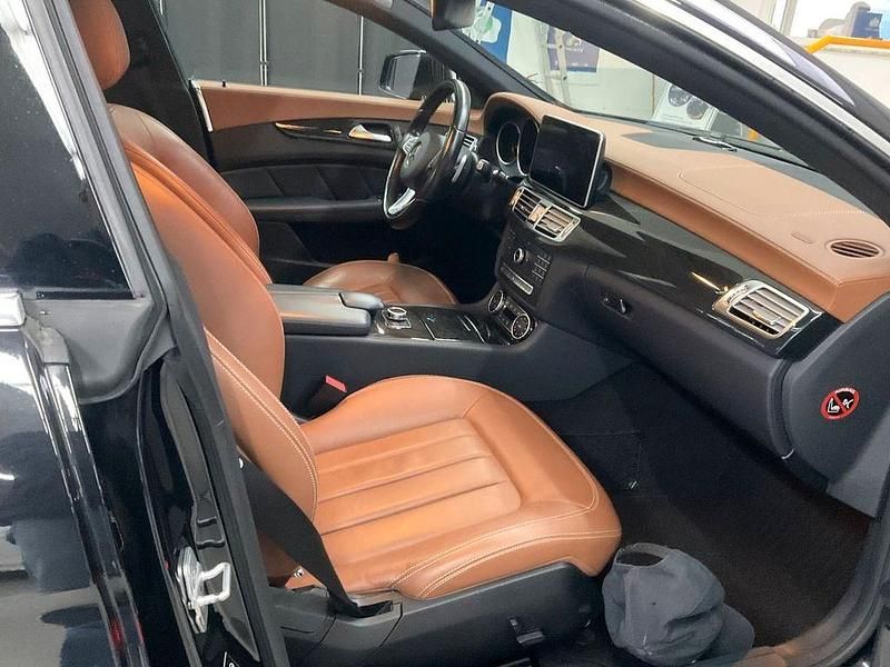 Gebraucht Mercedes CLS350 258 PS (189 kW) 2017 Schwarz Limousine