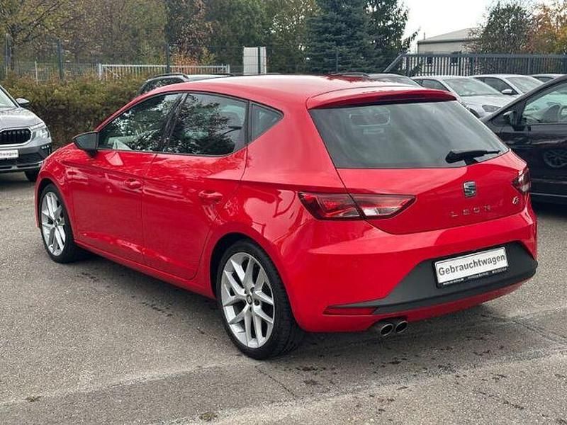 Second-hand Seat Leon FR 125 CP (91 kW) 2017 Roșu Berlinǎ
