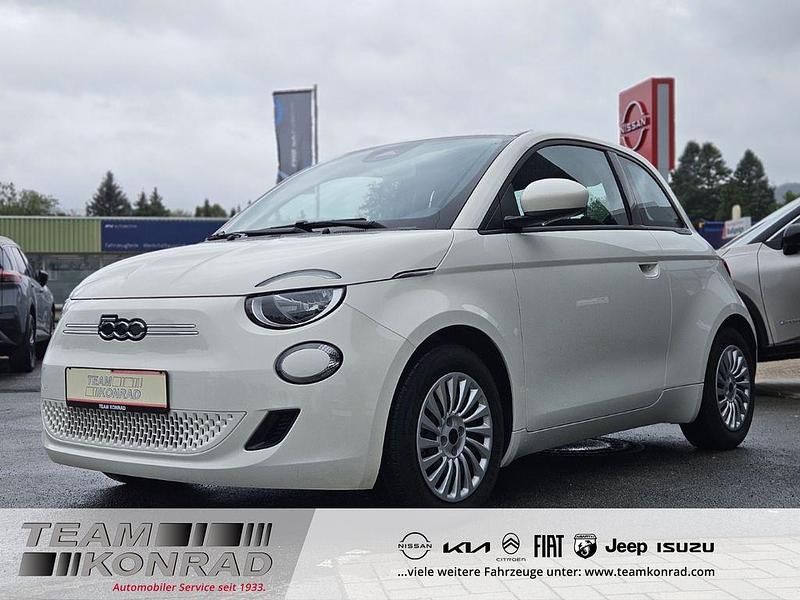 Weiß Gebraucht 2023 Fiat 500e Kleinwagen | 18.690 € (Superpreis) - Bild 1/4
