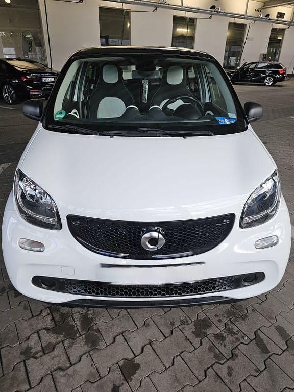 Gebraucht Smart ForFour 71 PS (52 kW) 2016 Weiß Kleinwagen