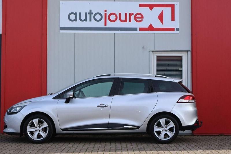 Gebraucht Renault Clio IV Dynamique 90 PS (66 kW) 2015 Grau Kombi